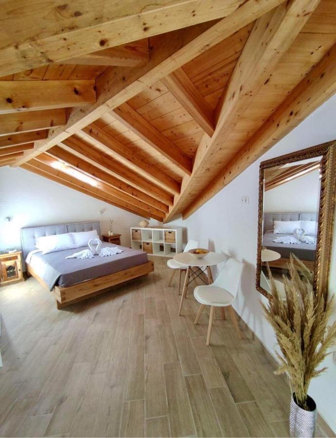Nereides Apartments Agios Gordios  Exteriör bild