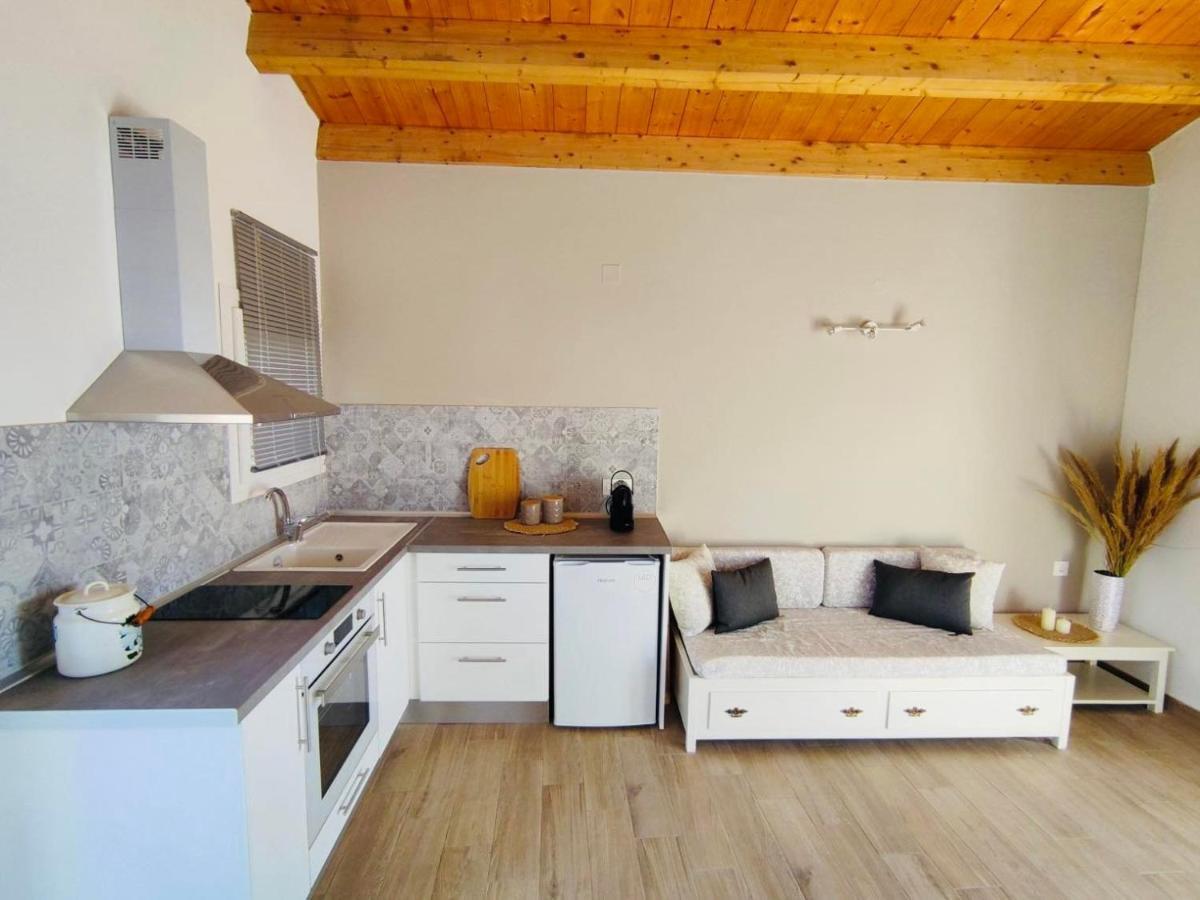 Nereides Apartments Agios Gordios  Exteriör bild