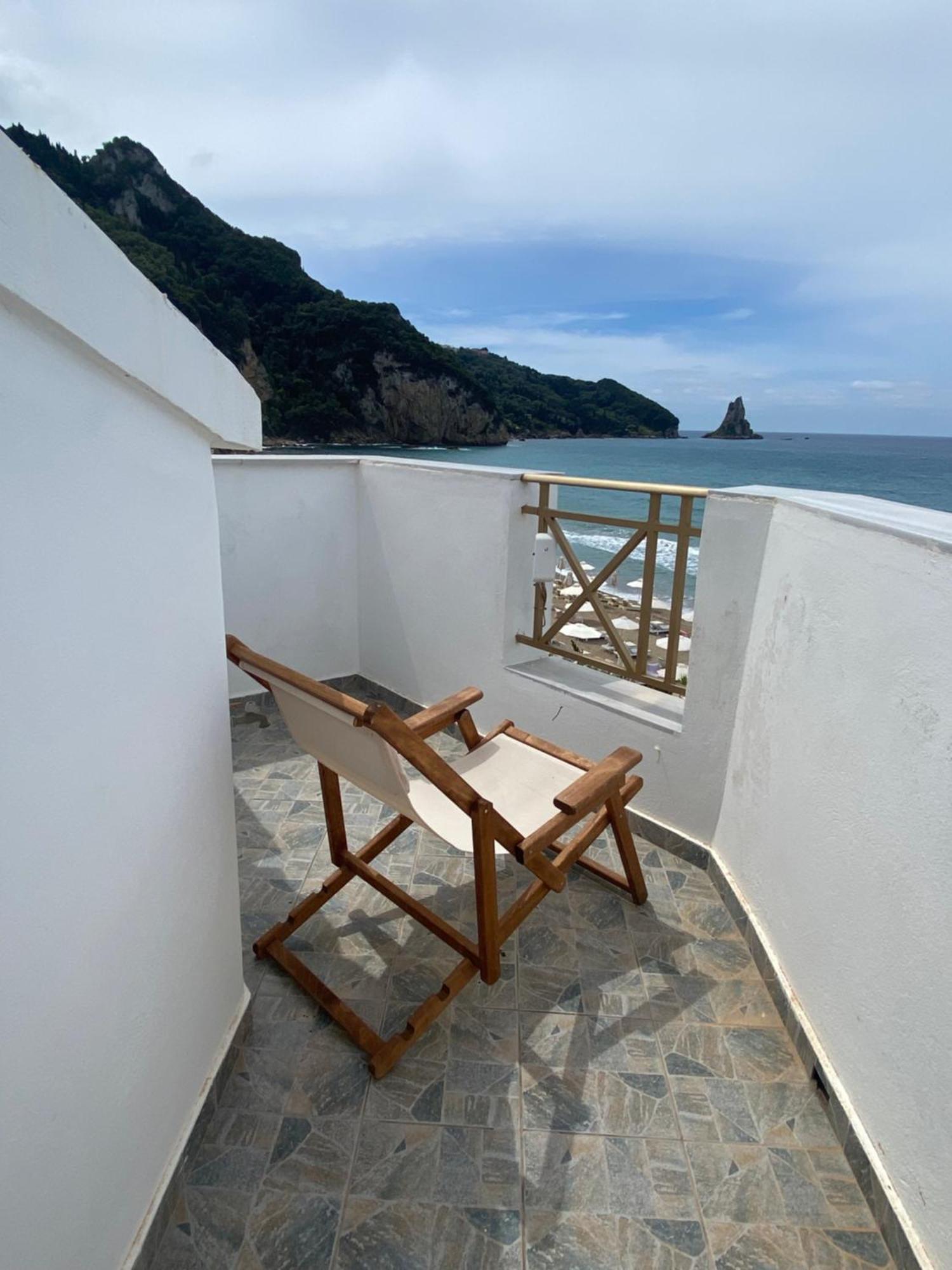 Nereides Apartments Agios Gordios  Exteriör bild